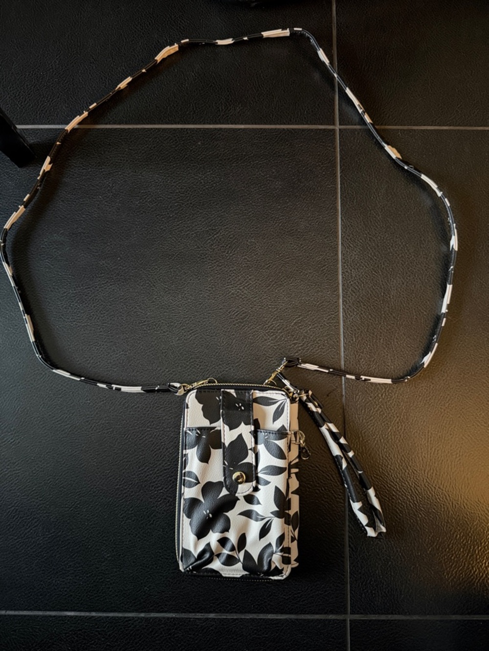 Black & White Floral Crossbody or Wristlet Wallet & Phone Bag